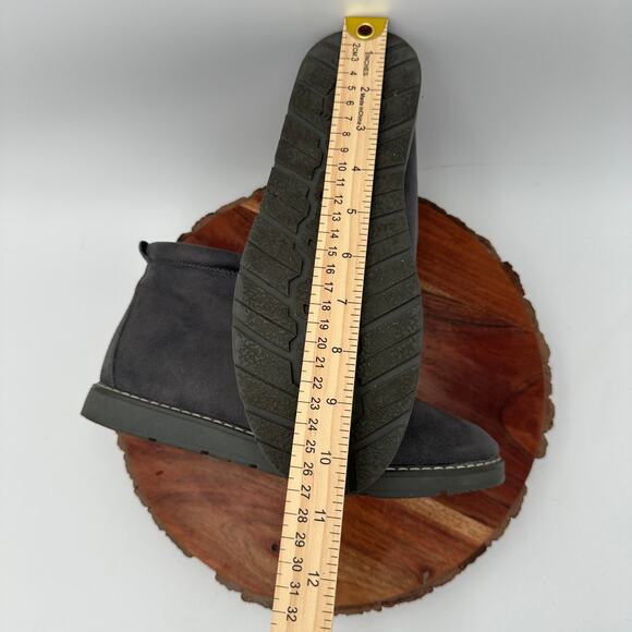 Skechers Bobs Alpine Faux Suede Ankle Boots Gray Size 8 Memory Foam Gorpcore EUC - Picture 6 of 7